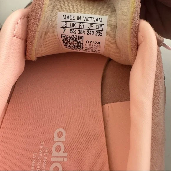 Adidas Bermuda Women’s suede sneaker Pink size 7 - Picture 6 of 6